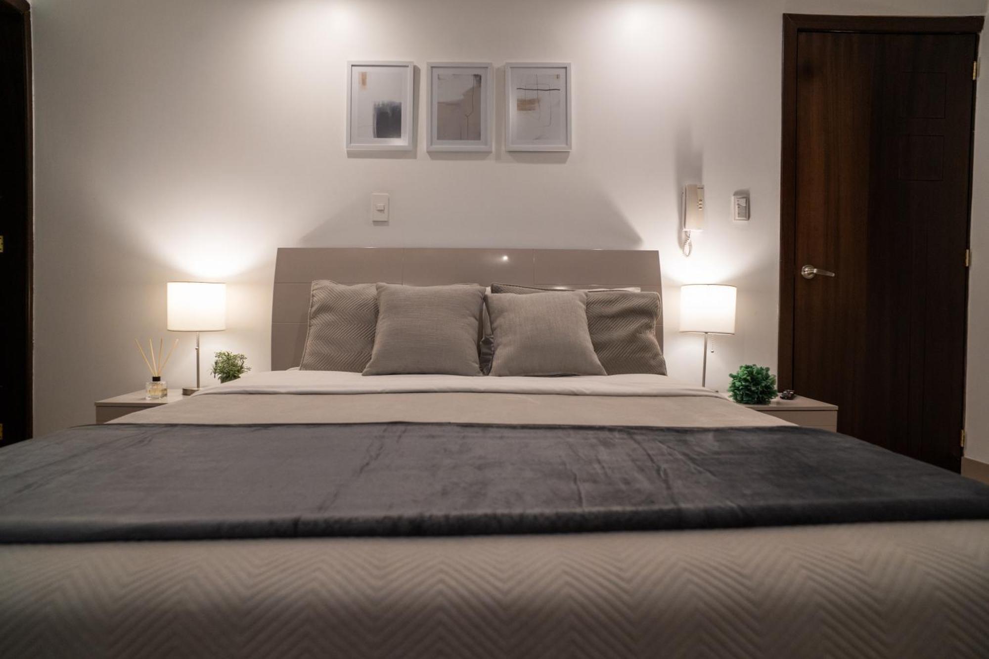 Spectacular Flat,3 Bedrooms, Central, Terrace, Free Parking 쿠엔카 외부 사진